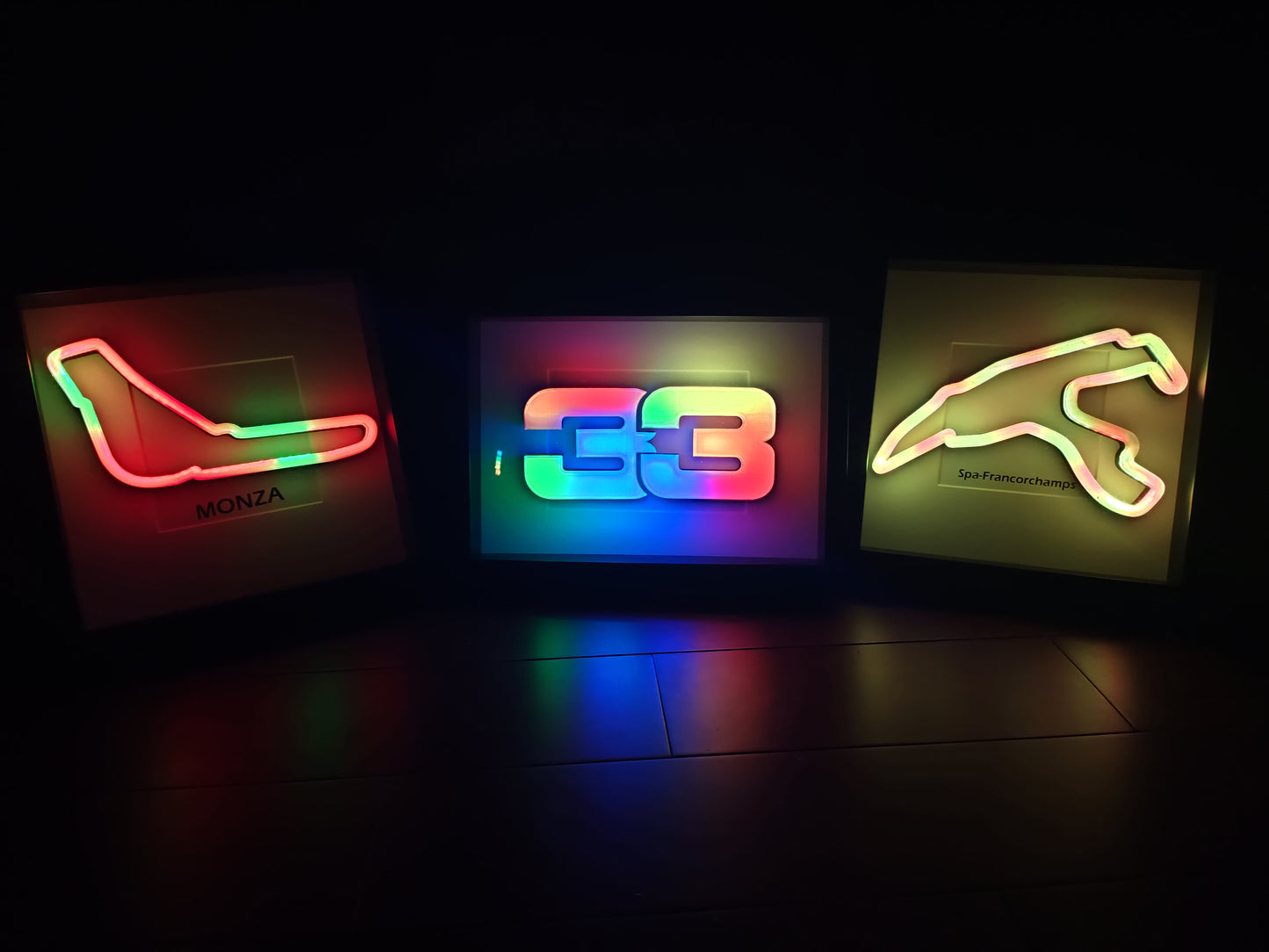 LEDTrack - RGB illuminated F1 Track Lamp