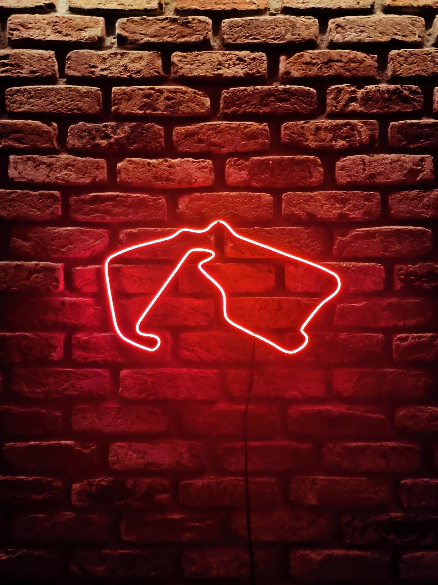 Neon Track – LED Formula 1 Circuit Outline