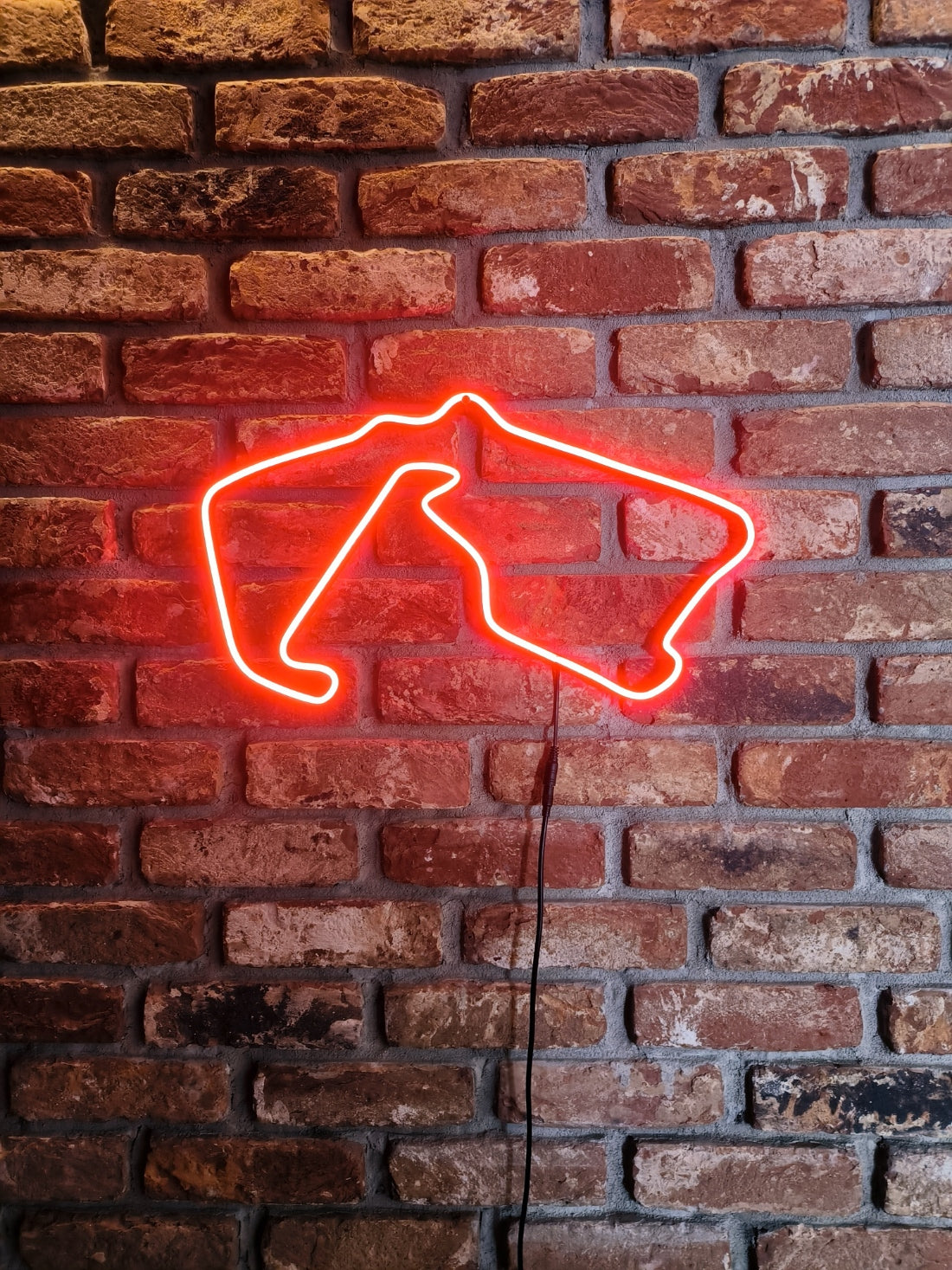 Neon Track – LED Formula 1 Circuit Outline