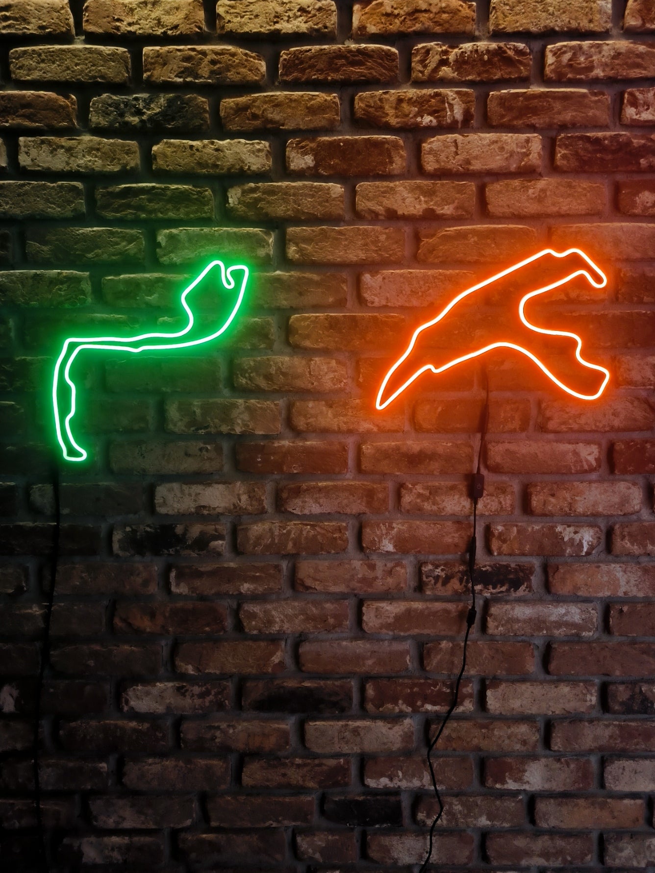 Neon Track – LED Formula 1 Circuit Outline